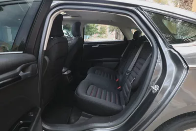 FORD FUSION SE - GCC SPECS - ACCIDENT FREE - FULL SERVICE HISTORY - EXCELENT CONDITION --17