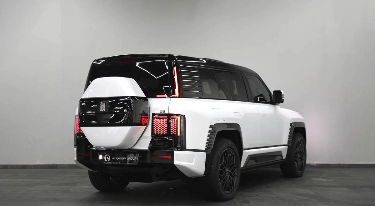 2025 YangWang U8 for Sale | Luxury Electric Off-Road SUV | Ref S0481221-16-16