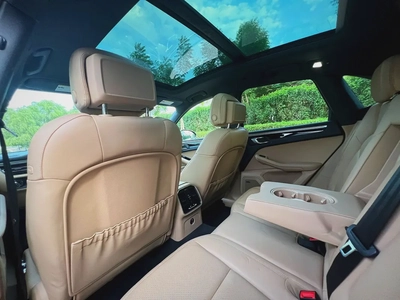 Porsche Macan 2020 Standard - American Specs-9