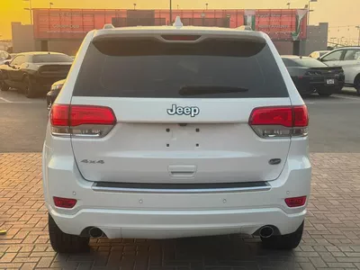 جيب قراند شروكي مواصفات خليجة V8 بحالة جيدة-6
