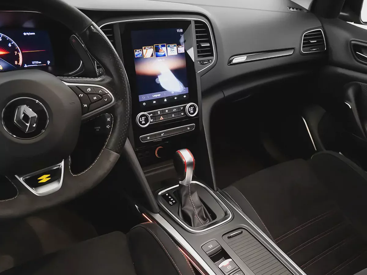 2,070 AED / 60 months | 0% DP | 2022 Renault Megane RS / Full Renault Service History / Warranty-8-8