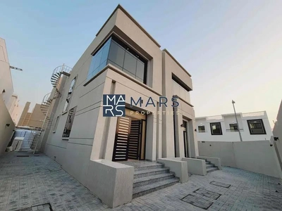 "Spacious 4-Bedroom Master with Majlis in Hoshi for 160K"-0