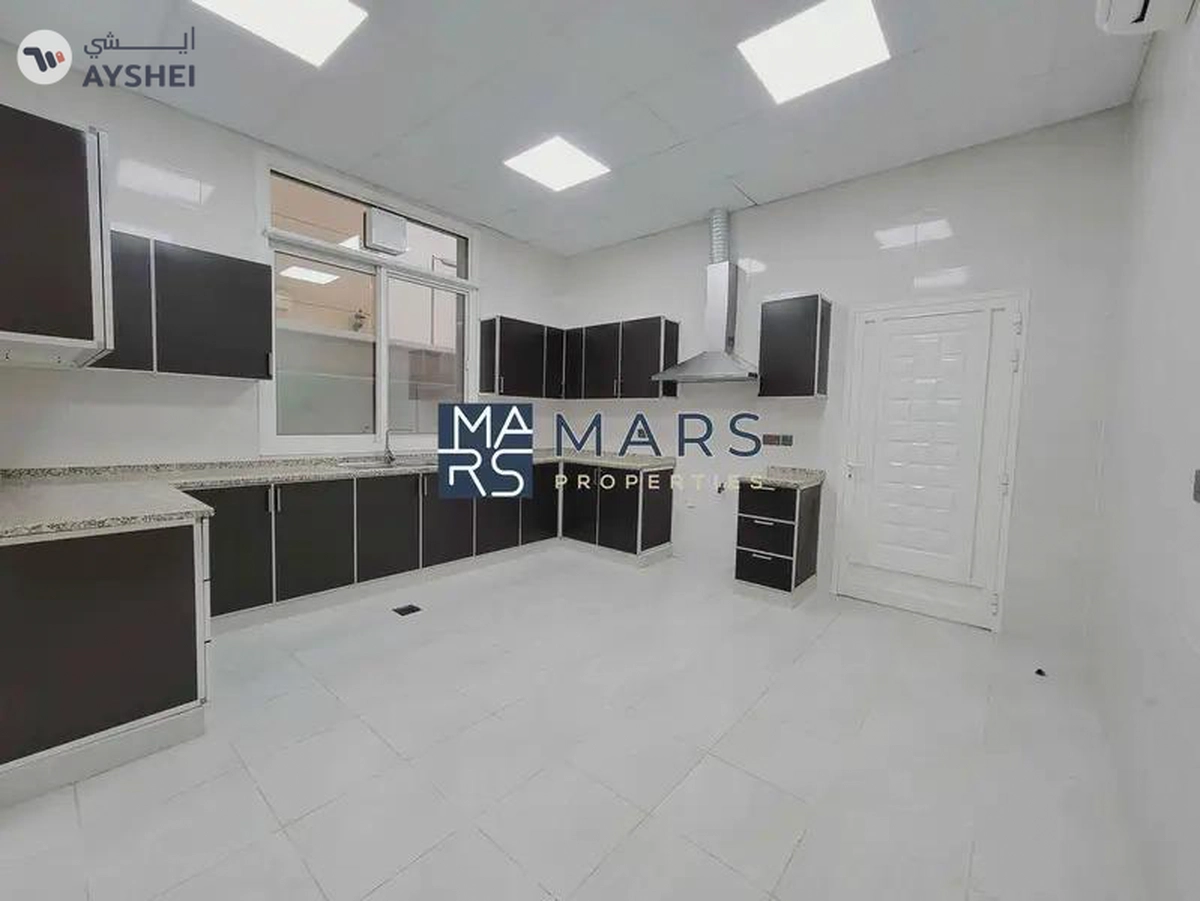"Spacious 4-Bedroom Master with Majlis in Hoshi for 160K"-5-5