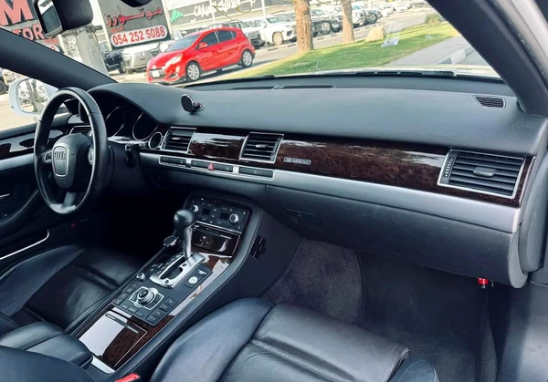 AUDI A8L - 4.2 LTR l 2009 l 98,000KM l CLEAN TITLE l JAPAN IMPORT