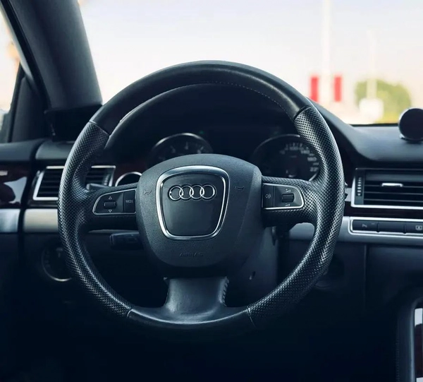 AUDI A8L - 4.2 LTR l 2009 l 98,000KM l CLEAN TITLE l JAPAN IMPORT