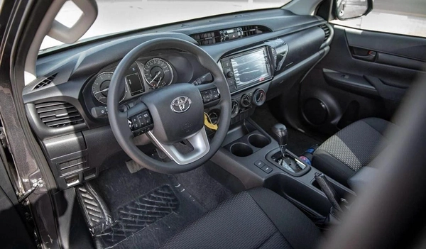 Toyota Hilux TOYOTA HILUX 2.4L MID OPTION A/T MY2025 FOR EXPORT