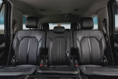 2,057 P.M |  Expedition Platinum | 0% Downpayment | Ford Service History!-11