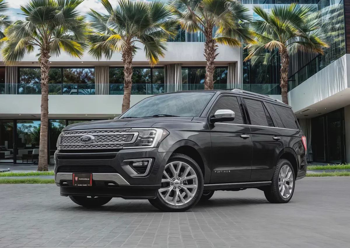 2,057 P.M |  Expedition Platinum | 0% Downpayment | Ford Service History!