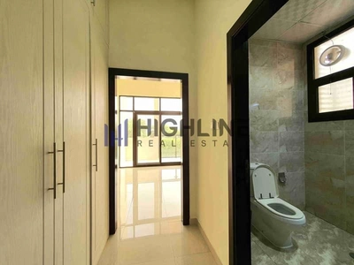 Six Bedroom Brand New Spacious Villa Huge Garden-21