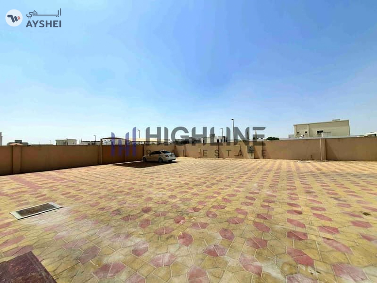 Six Bedroom Brand New Spacious Villa Huge Garden-1-1