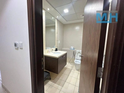 Executive Tower C, Executive Towers, Business Bay, Dubai-7