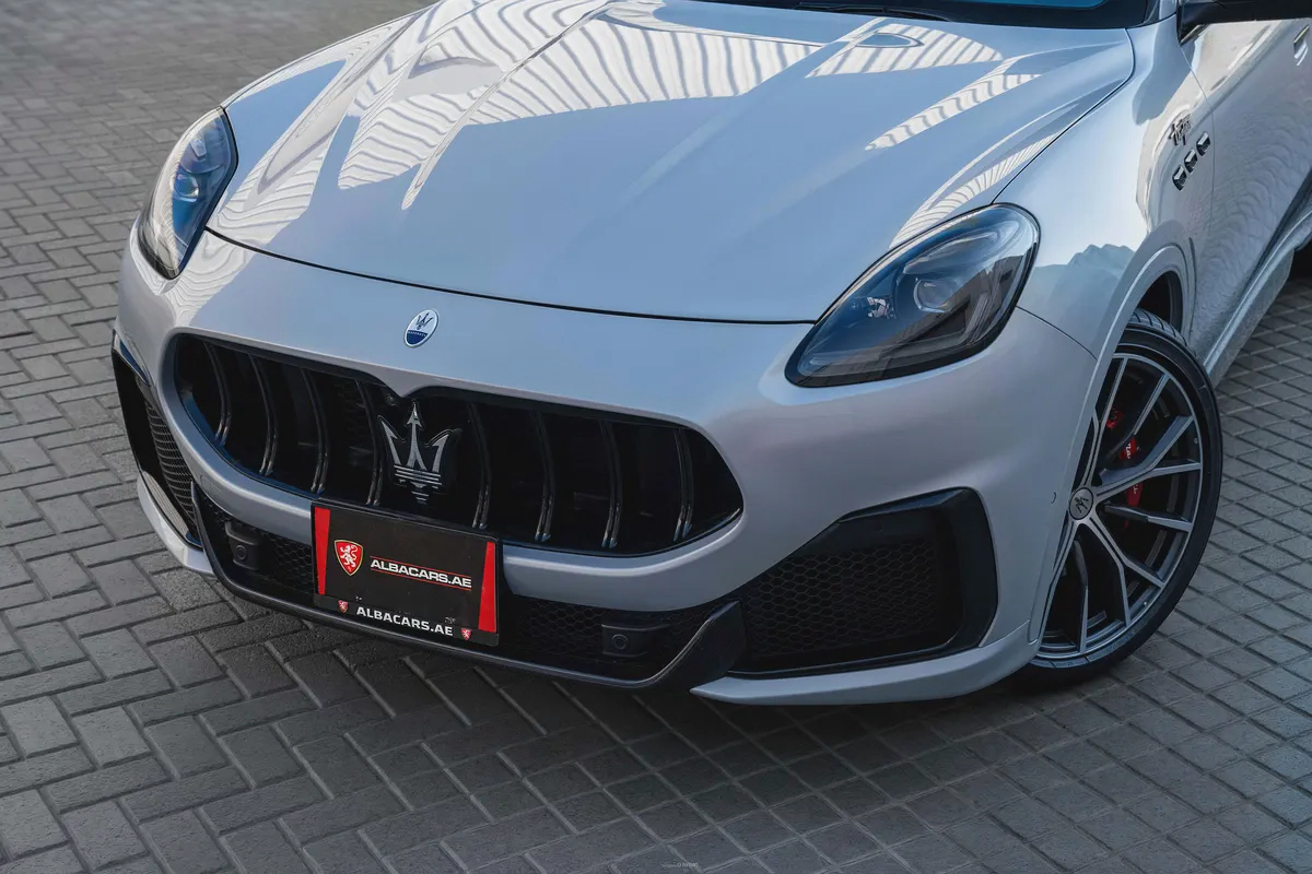 6,913 P.M |  Grecale Trofeo | 0% Downpayment | Maserati Warranty!-6-6