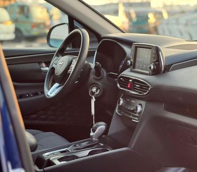 Hyundai Santa Fe 2019 Hyundai Santafe MiOption  2.0L V4 - Apple / Android Play -  AWD 4x4 - 89000 Mileage-13