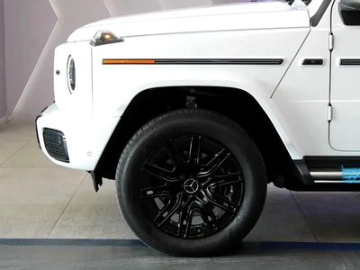 2025 - Mercedes-Benz G-Class G 580 - Brand New-8