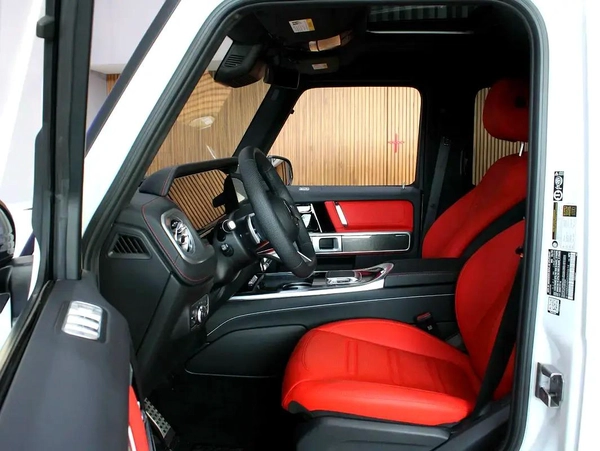 2025 - Mercedes-Benz G-Class G 580 - Brand New