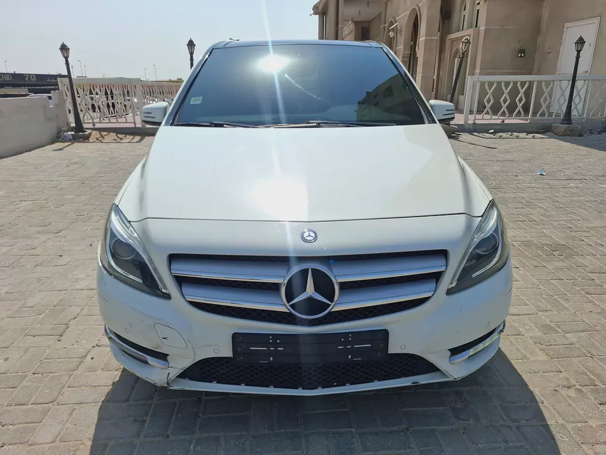 Mercedes-Benz B200d 2013 full option