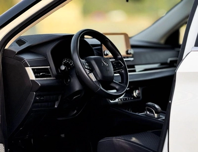 Mitsubishi Outlander Mitsubishi Outlander | 3.0 L | 2023 | GCC | Accident-Free-14