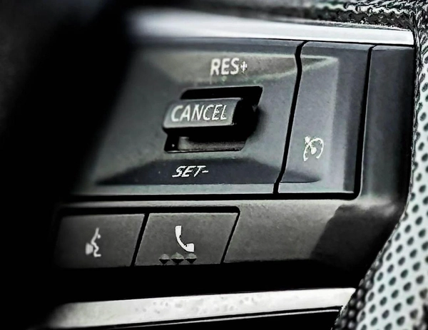 Mitsubishi Outlander Mitsubishi Outlander | 3.0 L | 2023 | GCC | Accident-Free
