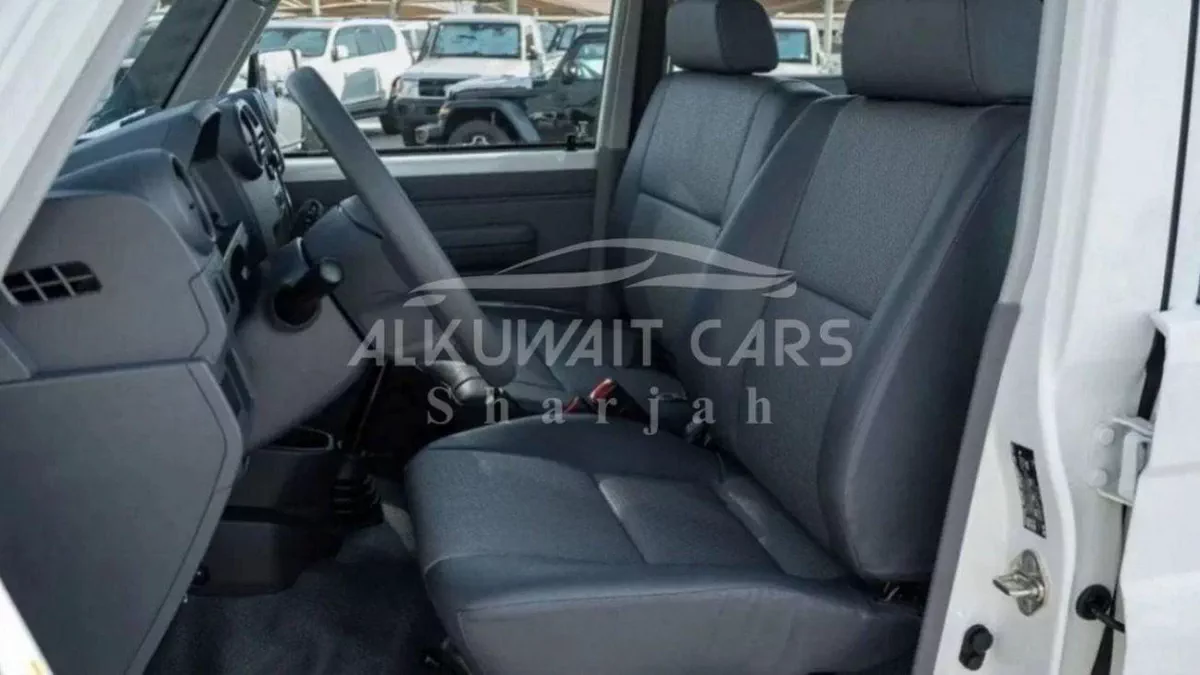 Toyota Land Cruiser 70 5 DOOR 4.2D 2023-10-0