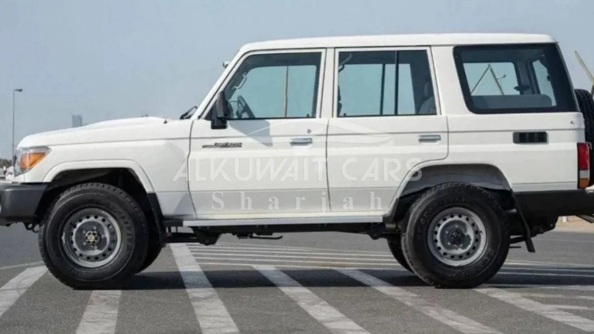 Toyota Land Cruiser 70 5 DOOR 4.2D 2023-6-0