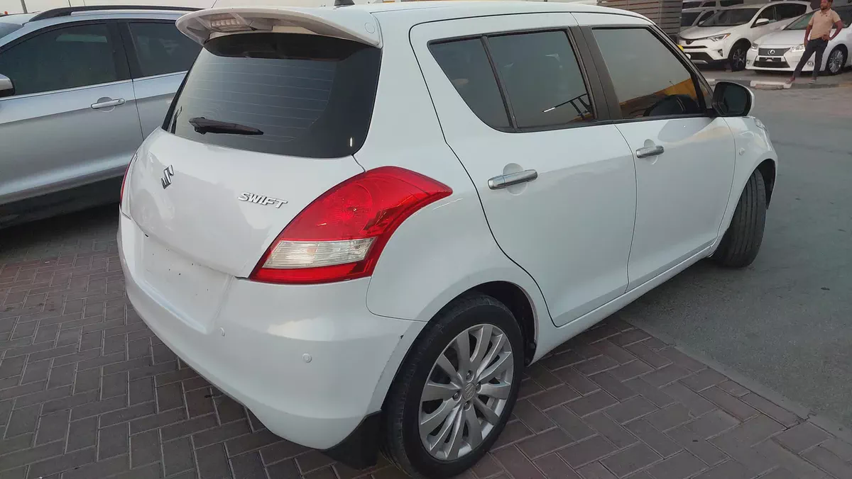 Well Maintained Suzuki Swift 2013 GLX | GCC Specs | Reliable Hatchback-5-5