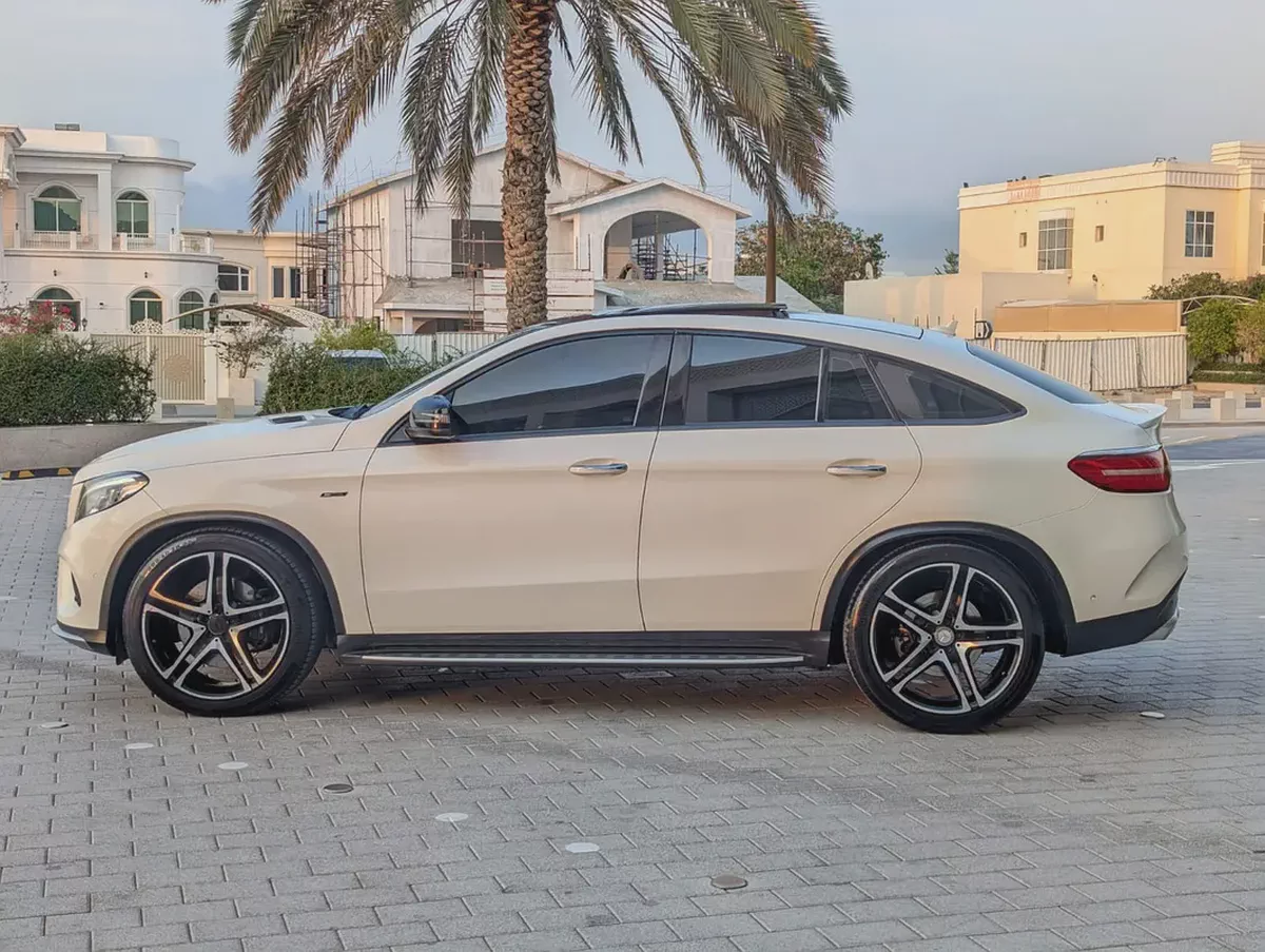 MERCEDES-BENZ 2016 GLE COUPE GLE 43
AMG GCC IN EXCELLENT CONDITION-15-15