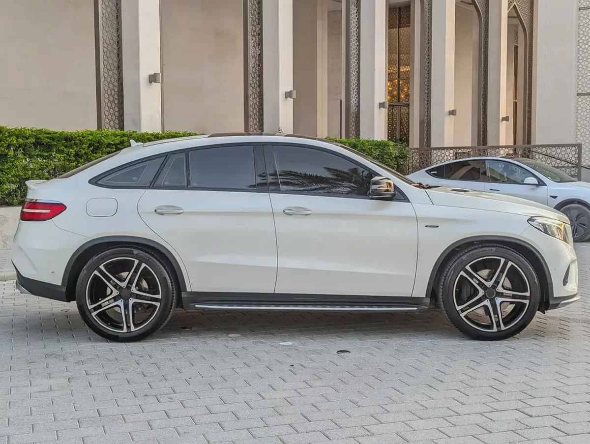 MERCEDES-BENZ 2016 GLE COUPE GLE 43
AMG GCC IN EXCELLENT CONDITION-16-16