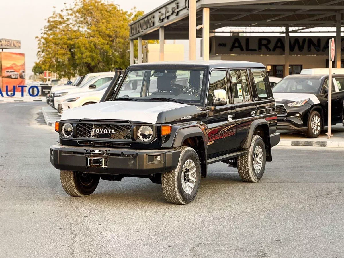 Toyota Land Cruiser 70 Land Cruiser 76 LX 2.8L 4WD Full Option Toyota LC76 LX 2.8L Full (EXPORT ONLY)