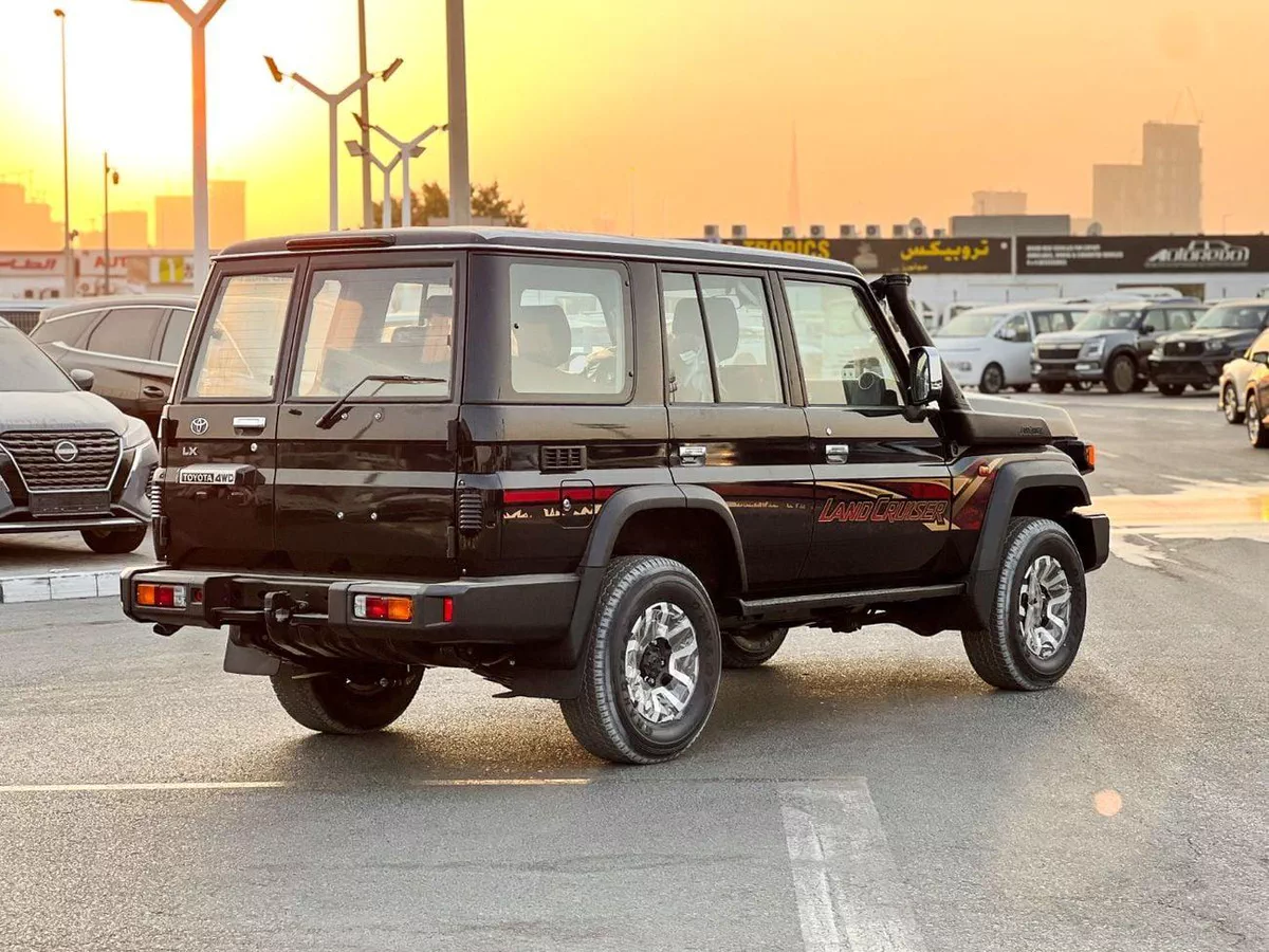 Toyota Land Cruiser 70 Land Cruiser 76 LX 2.8L 4WD Full Option Toyota LC76 LX 2.8L Full (EXPORT ONLY)-4-0