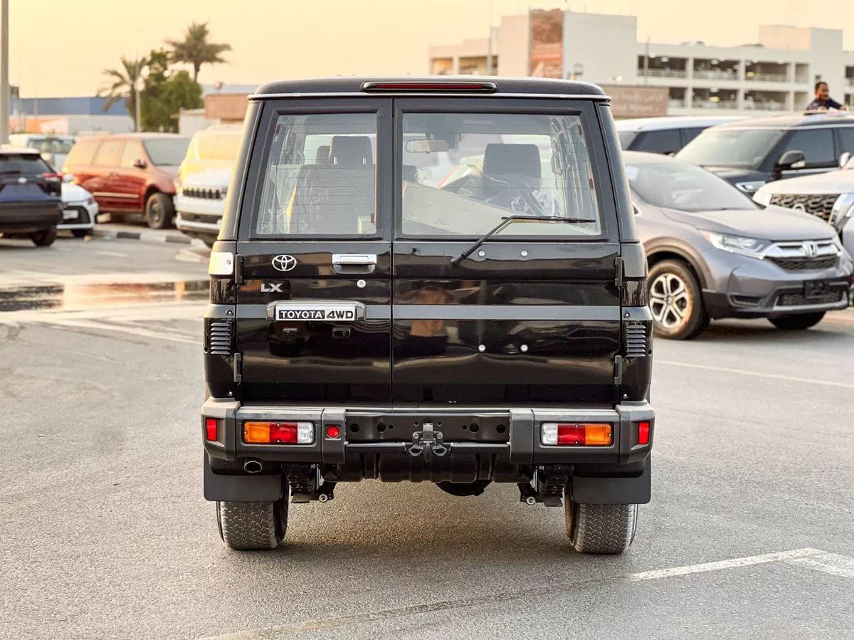 Toyota Land Cruiser 70 Land Cruiser 76 LX 2.8L 4WD Full Option Toyota LC76 LX 2.8L Full (EXPORT ONLY)-5-0