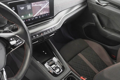 1,875 AED  / months | 0% DP | 2022 Skoda Octavia VRS / Full Skoda Service History  Warranty-7
