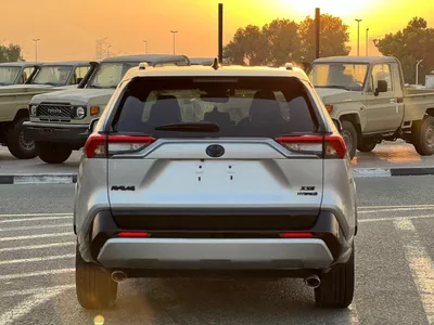Toyota RAV4 2023 Toyota Rav4 Hybrid XSE Full Option 2.5L V4 - Sunrof - Leather Seat - AWD 4x4 - Rear Camera & Se-4