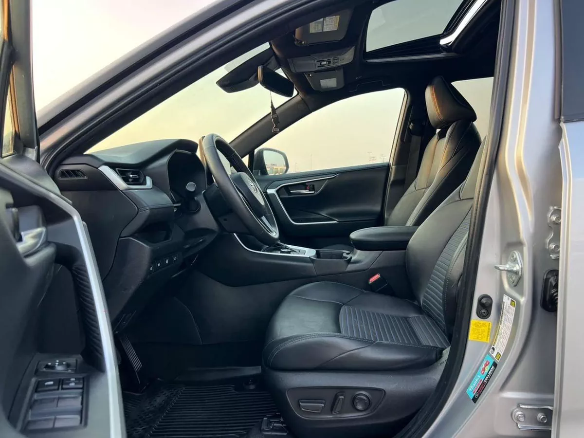 Toyota RAV4 2023 Toyota Rav4 Hybrid XSE Full Option 2.5L V4 - Sunrof - Leather Seat - AWD 4x4 - Rear Camera & Se-9-0