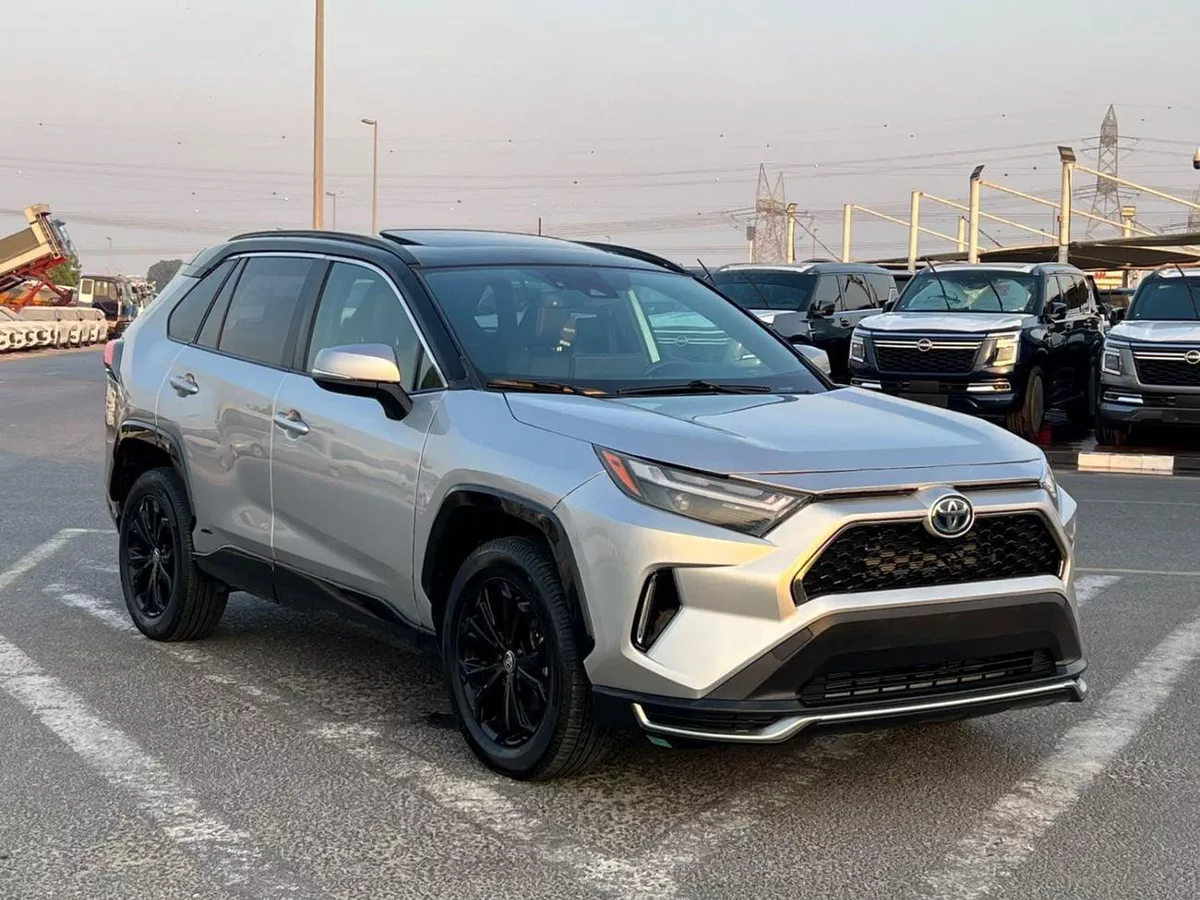 Toyota RAV4 2023 Toyota Rav4 Hybrid XSE Full Option 2.5L V4 - Sunrof - Leather Seat - AWD 4x4 - Rear Camera & Se