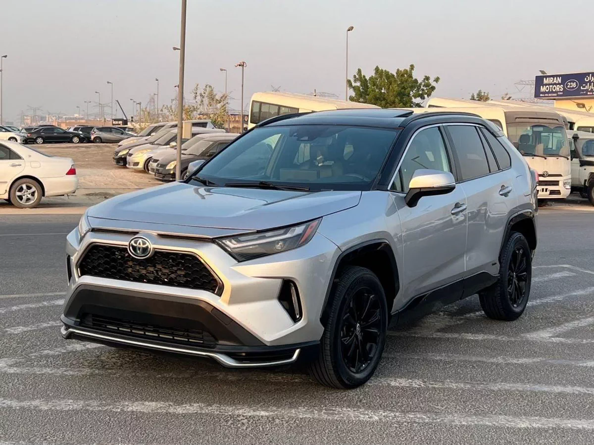 Toyota RAV4 2023 Toyota Rav4 Hybrid XSE Full Option 2.5L V4 - Sunrof - Leather Seat - AWD 4x4 - Rear Camera & Se-2-0
