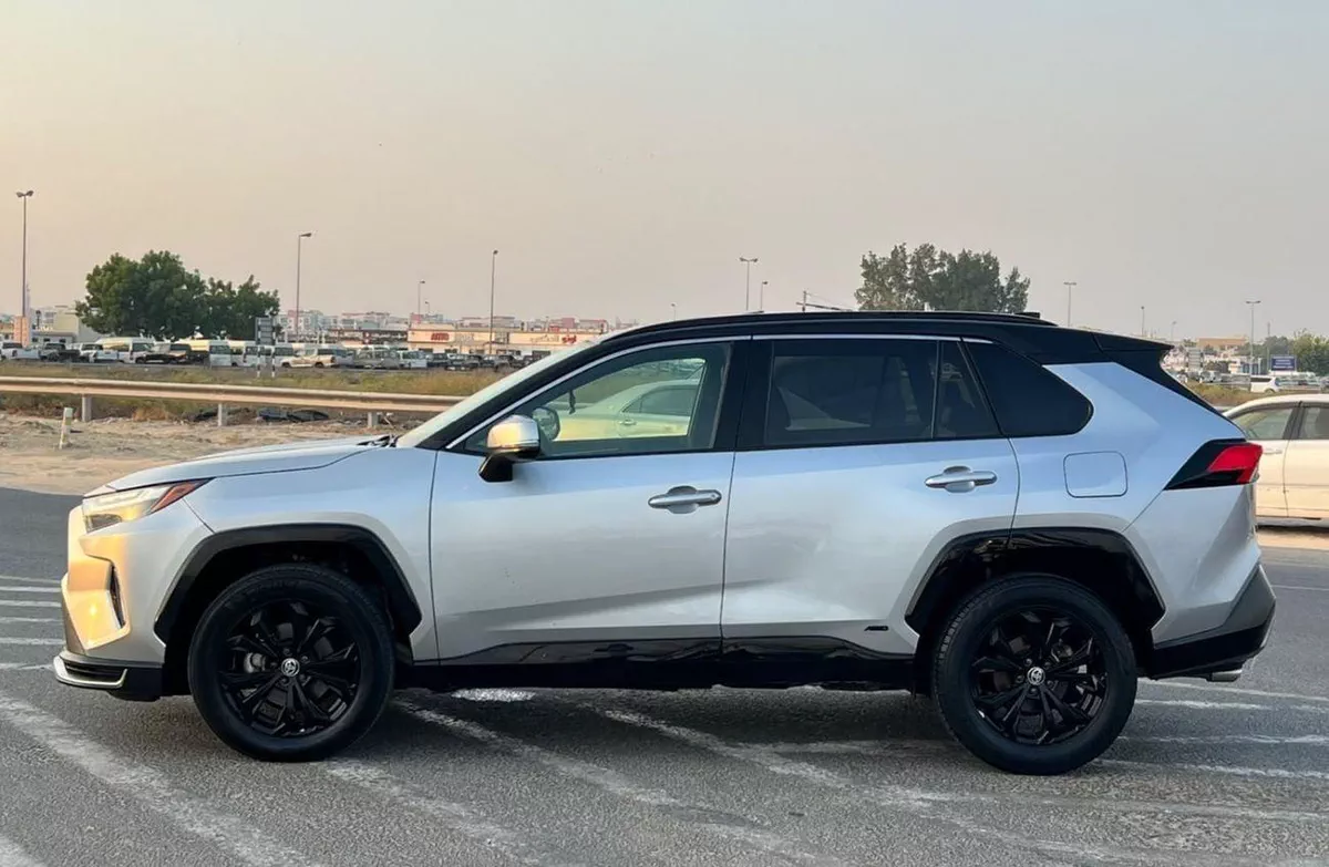 Toyota RAV4 2023 Toyota Rav4 Hybrid XSE Full Option 2.5L V4 - Sunrof - Leather Seat - AWD 4x4 - Rear Camera & Se-6-0