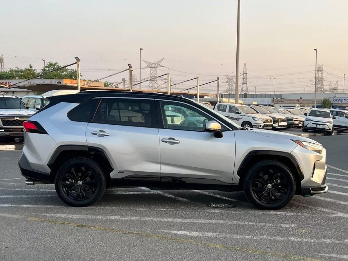 Toyota RAV4 2023 Toyota Rav4 Hybrid XSE Full Option 2.5L V4 - Sunrof - Leather Seat - AWD 4x4 - Rear Camera & Se-7-0