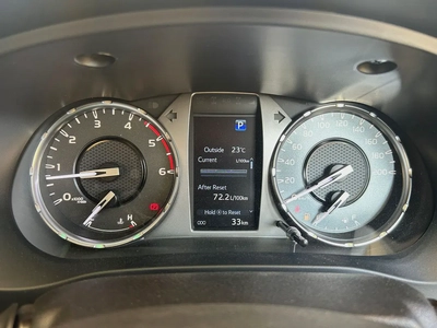 2025 TOYOTA RIGHT HAND DRIVE HILUX TOP-LINE D/CAB 2.8L DIESEL BRAND NEW 0KM-9
