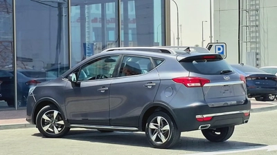 430-Monthly l GCC l Sunroof, Leather, Cruise l Accident Free-4