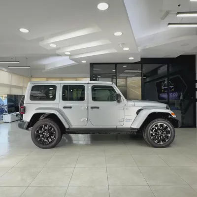 2024 Jeep Wrangler SAHARA 4xe - Brand New-2