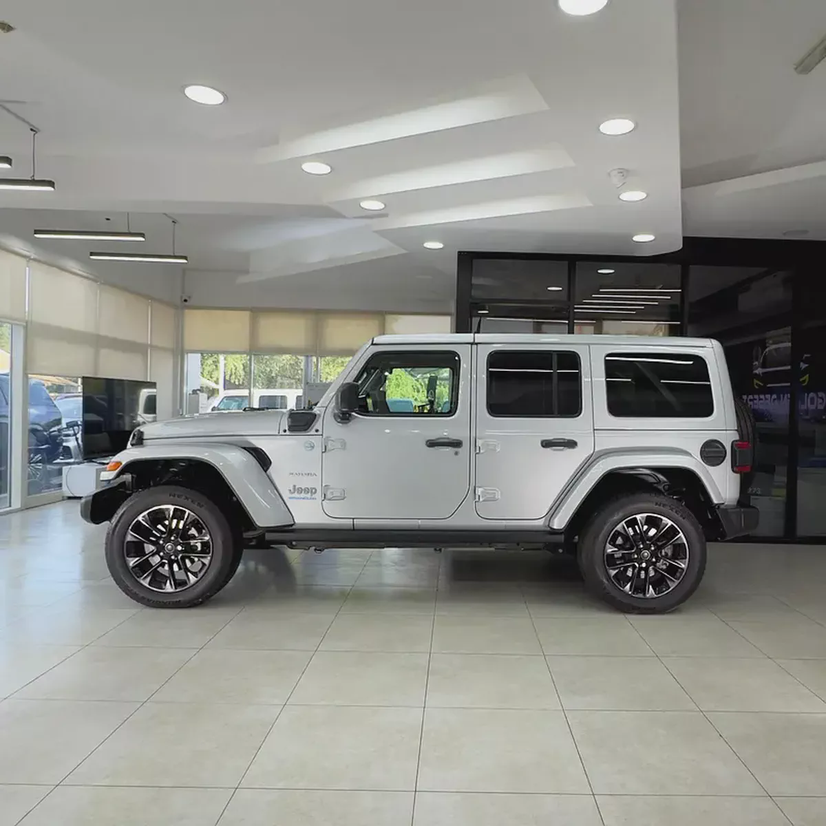 2024 Jeep Wrangler SAHARA 4xe - Brand New-3-3