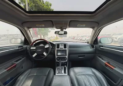 CHRYSLER 300C | 2005 | ONLY : 73,000 KM | JAPAN IMPORT | CLEAN TITLE | 100% ACCIDENT FREE |-9