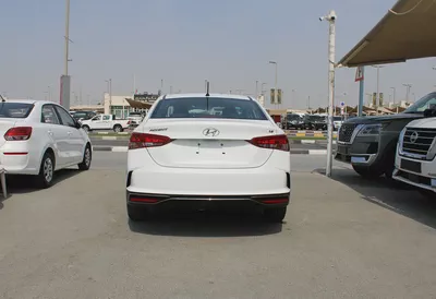 2022 Hyundai Accent Comfort GCC Specs-4