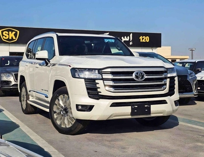 Toyota Land Cruiser GXR TWIN TURBO || 3.5L V6 PETROL | REAR ENTERTAINMENT SCREEN (CODE # GXR3M2)-2