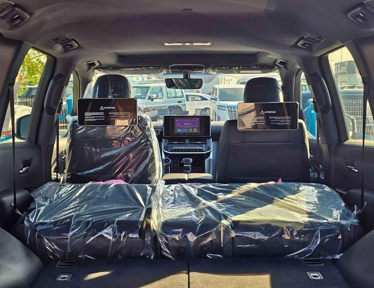 Toyota Land Cruiser GXR TWIN TURBO || 3.5L V6 PETROL | REAR ENTERTAINMENT SCREEN (CODE # GXR3M2)-13-0