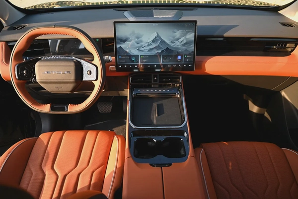 EMI 1,350 AED - JETOUR DASHING 1.6T - LUXURY 2025 - NO WAITING