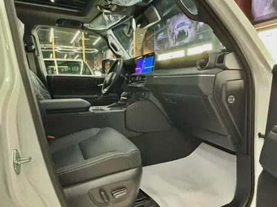 TOYOTA PRADO LUXURY VXL 2.4 PETROL MODEL 2026-4