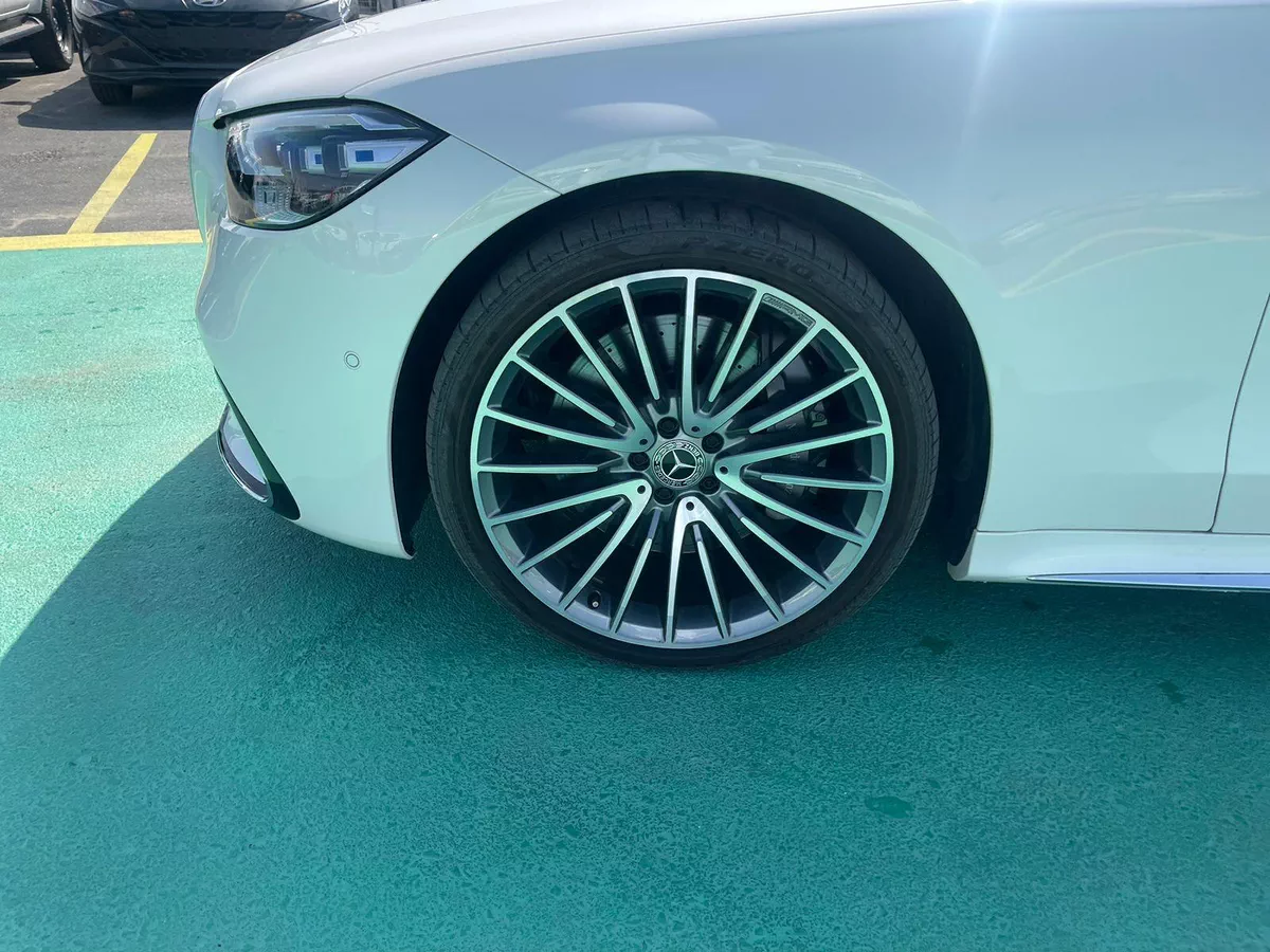 2024 Mercedes-Benz S 500 White Sedan-5-5