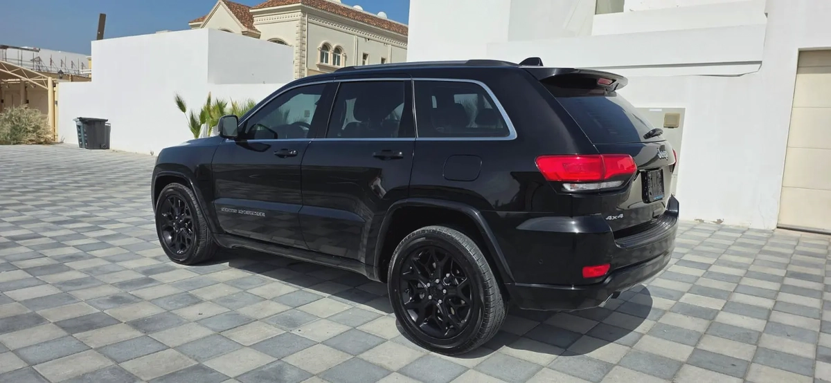 2019 Jeep Grand Cherokee Overland -Full option-Bank Finance Available-6-6