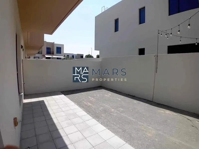 | Corner Unit | Big Garden | Spacious 3 Bedroom |-8